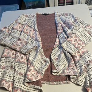 American Eagle Outfitters Cream and Pink Nordic Cardigan